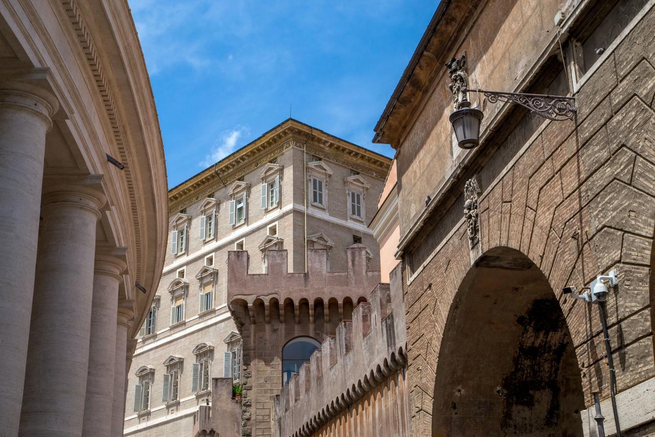Апартаменти Borgo Pio Charme Рим Екстер'єр фото